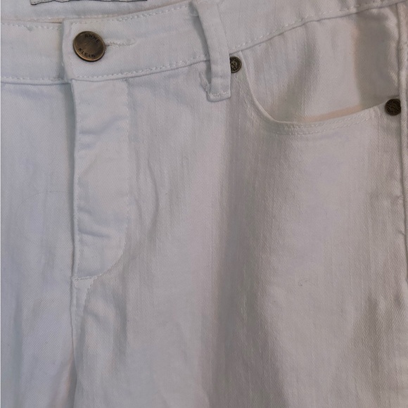 Anne Klein white jeans size 8 slim crop - Picture 3 of 5